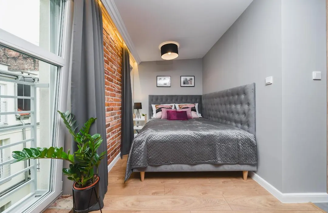 Saint Florian'S Suites - Old Town Luxury Apartments - By Upstairs-1
