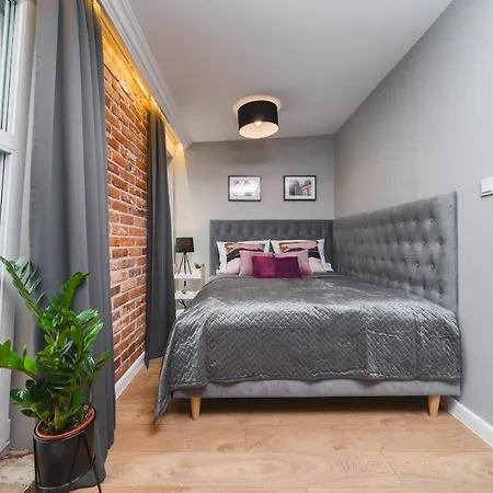 Saint Florian'S Suites - Old Town Luxury Apartments - By Upstairs-2